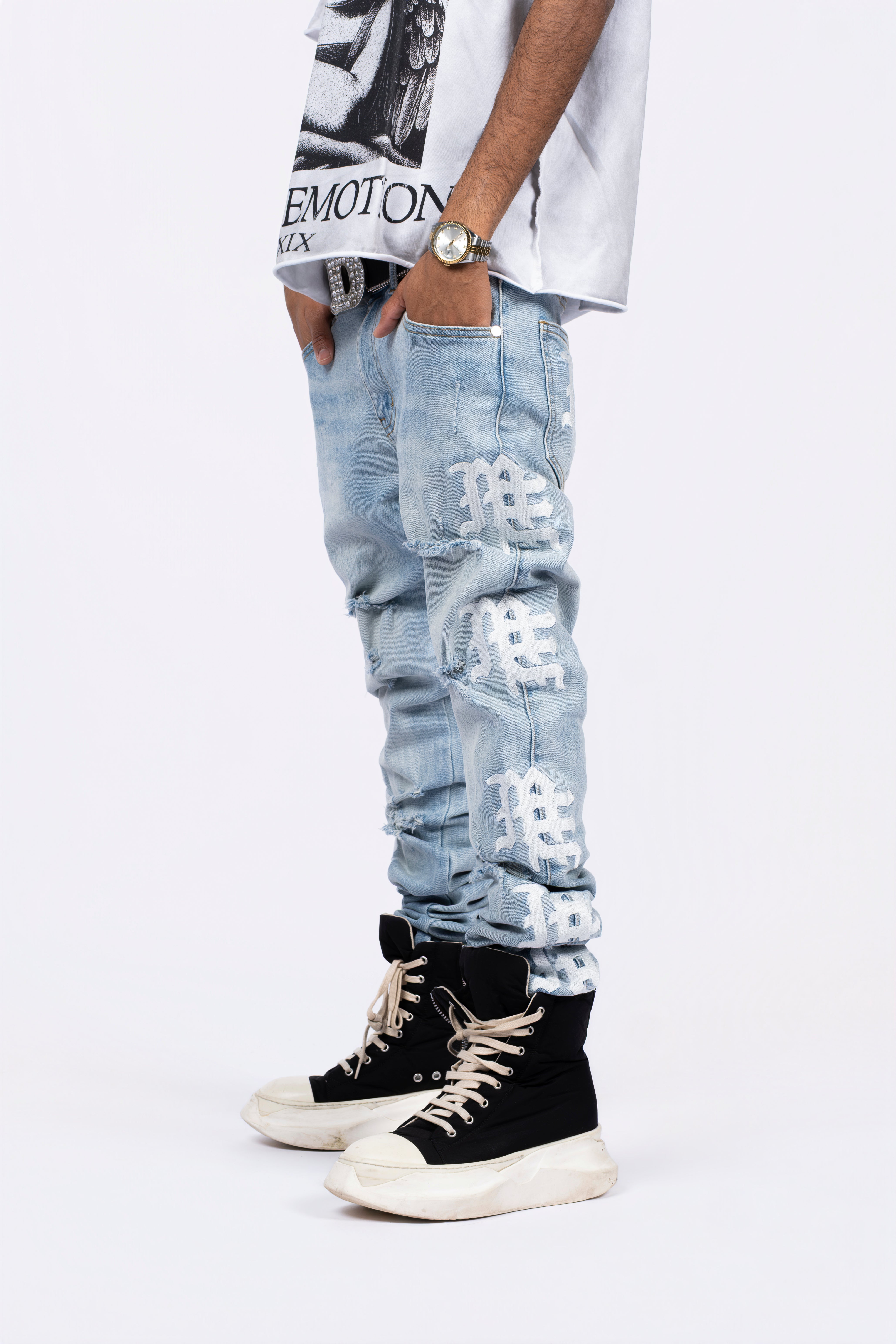 Vintage Distressed Graphic Print Straight‑Leg Denim Jeans Men Streetwear Light Wash Denim Pants