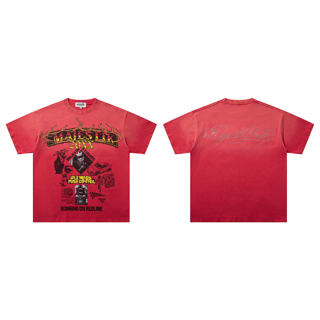 Vintage Red Retro Portrait Letter Graphic T‑Shirt