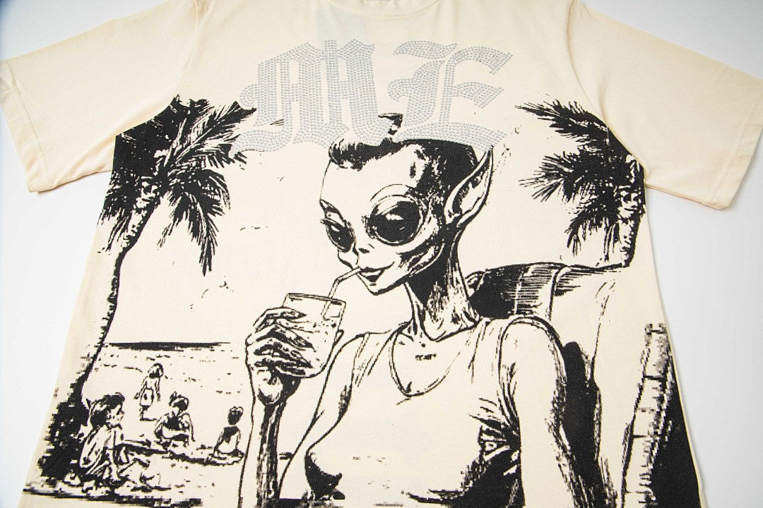 Cream Vintage Alien Beach Scene Graphic Oversized Crew‑Neck Street T‑Shirt