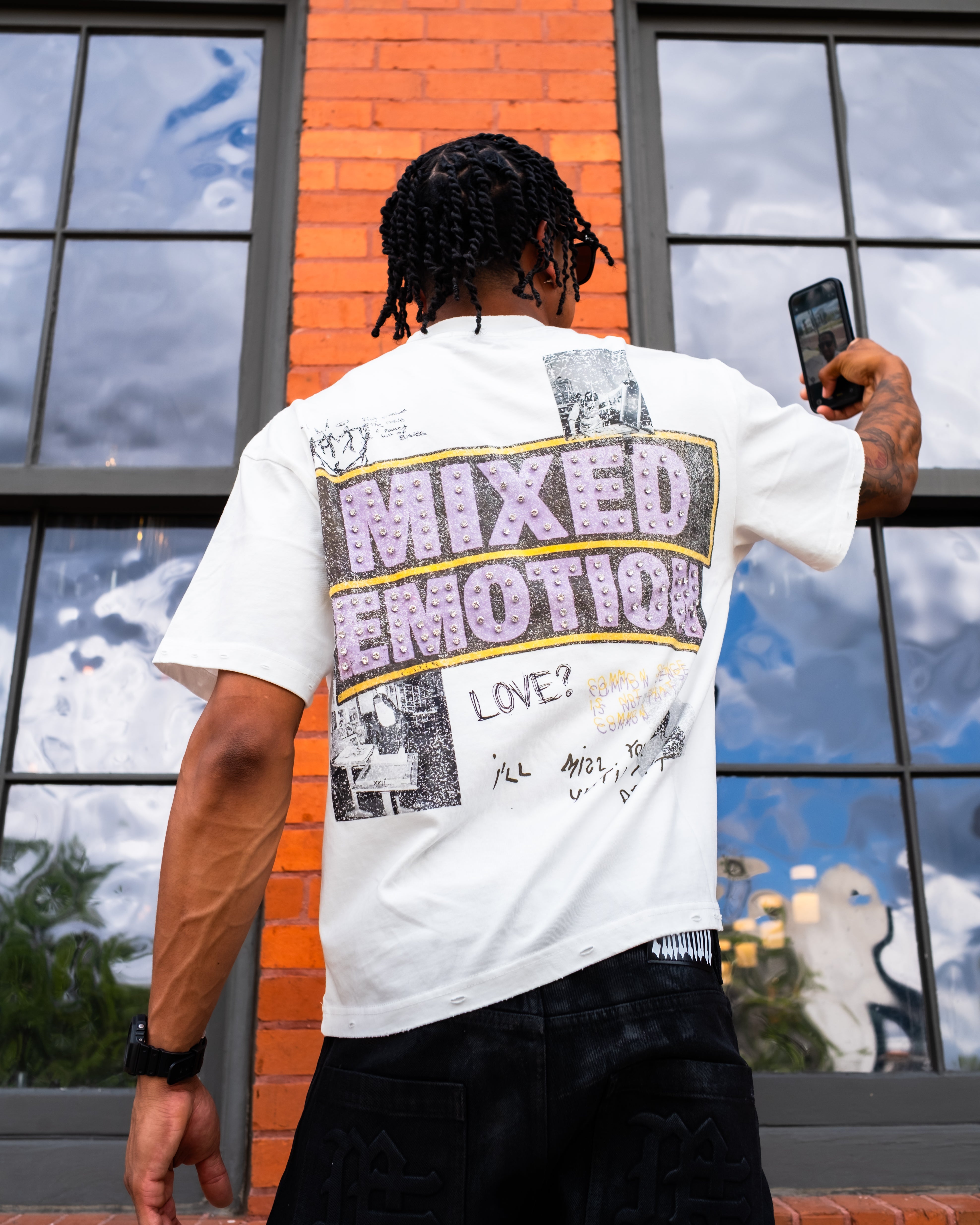 Mixed Emotion Vintage Collage Graphic Print Loose Fit Streetwear T‑Shirt