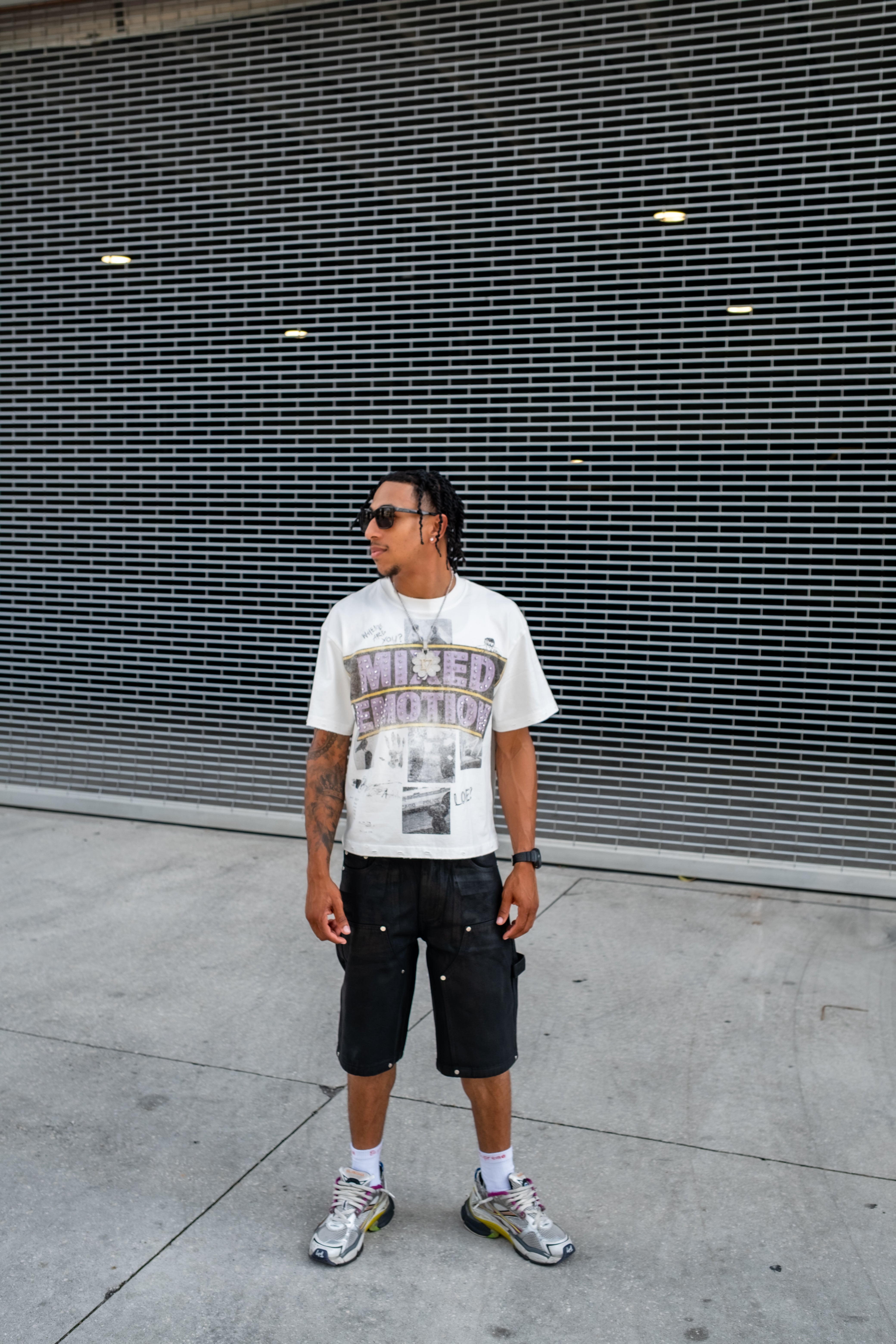 Mixed Emotion Vintage Collage Graphic Print Loose Fit Streetwear T‑Shirt